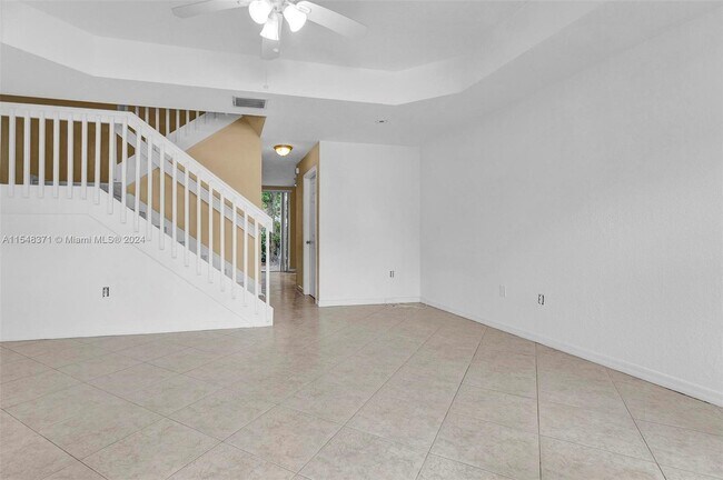 Foto del edificio - 774 SW 107th Ave