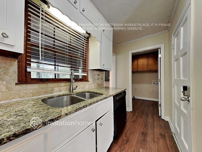 Foto del edificio - 4515 Lincoln Way SW