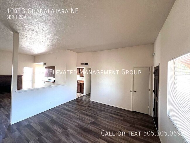 Foto del edificio - 10413 Guadalajara Ave NE