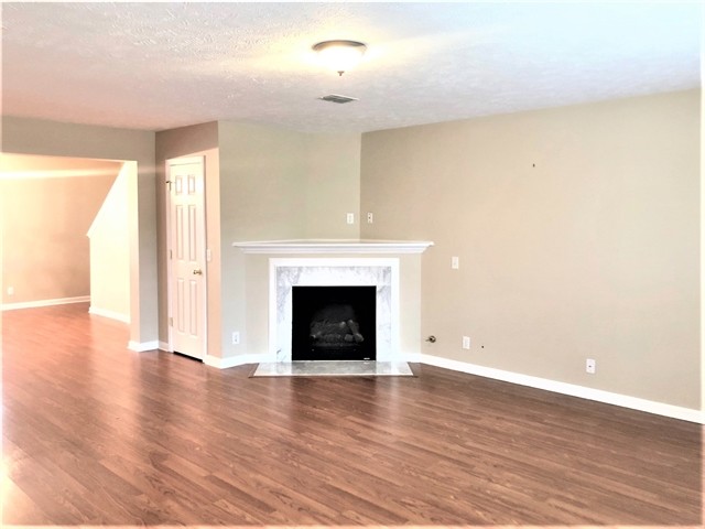 Building Photo - 1032 Lexington Farms Drive