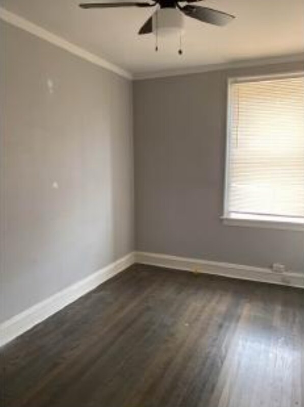 Foto del edificio - 3145 N Keating Ave