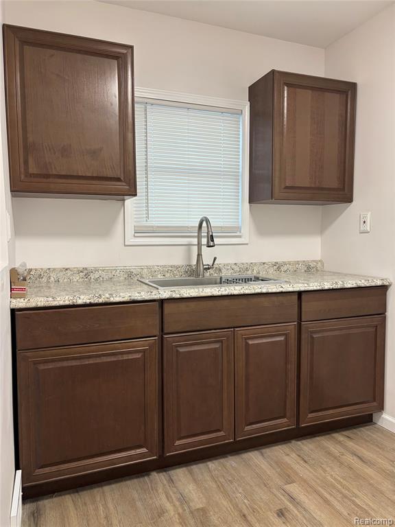 Foto del edificio - 2421 Concord St