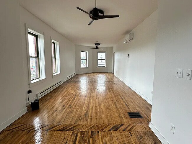 Foto del edificio - 601 S 6th St