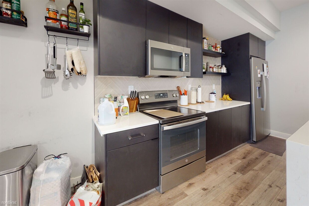 Foto principal - 3 br, 2 bath 4plex - 1909 N 7th ST Unit 3
