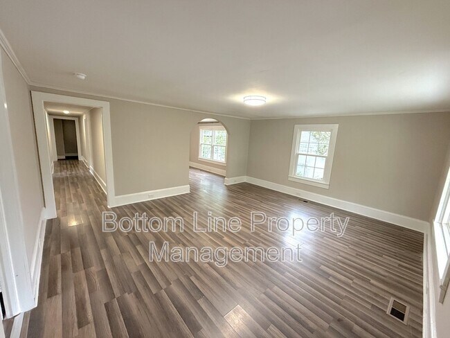 Foto del edificio - 1429 W Horah St