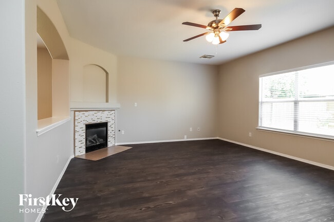 Building Photo - 8610 Sunny Gallop Dr