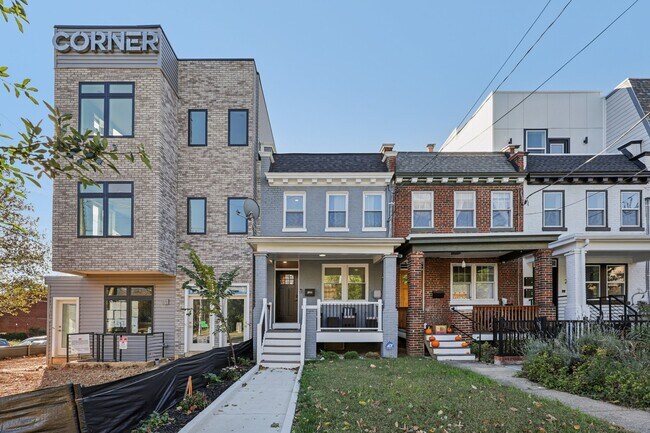 Foto del edificio - 2604 4th St NE