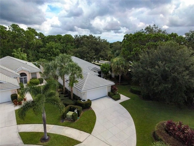 Foto del edificio - 501 SW Hampton Ct