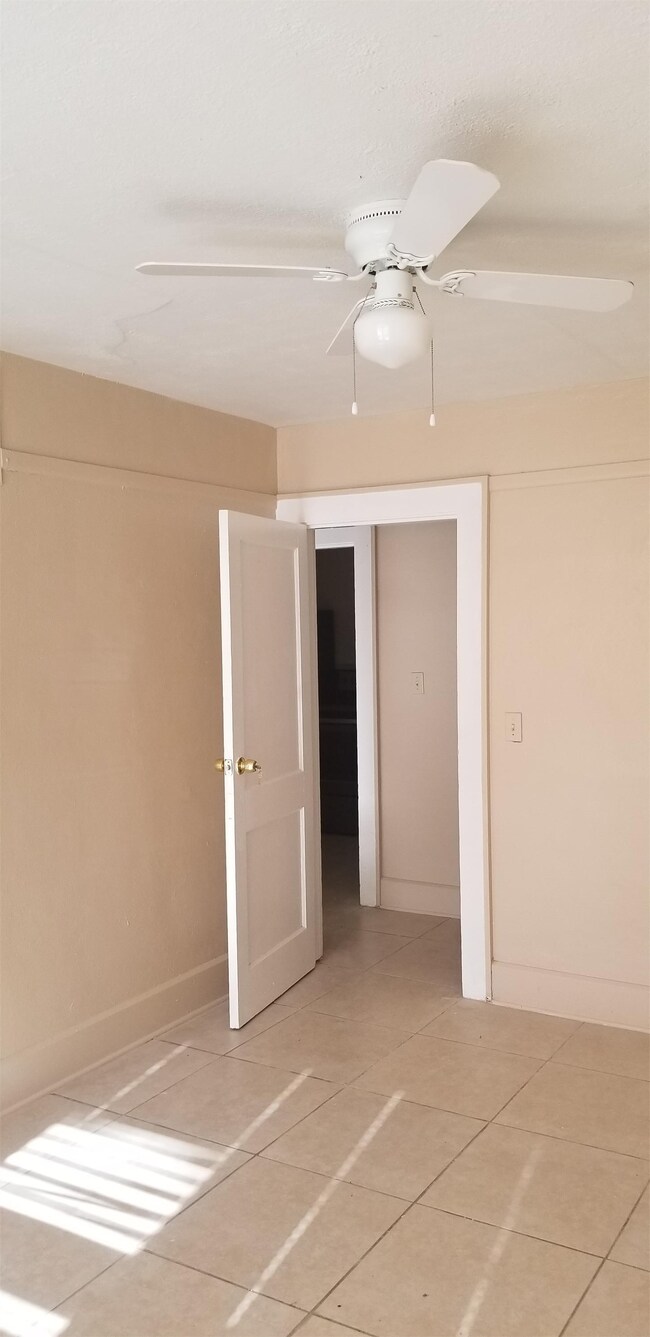 Foto del edificio - 3810 7th St S