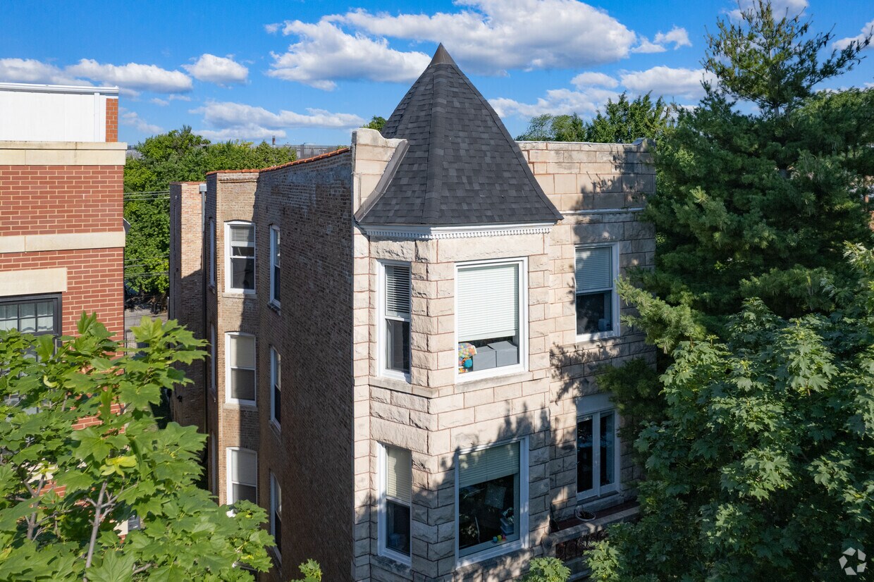Primary Photo - 5482 S Woodlawn Ave