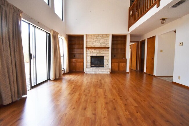 Foto del edificio - 1701 Indian Camp Trail