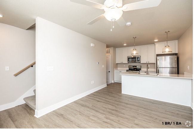Interior Photo - Grand Valley Townhomes