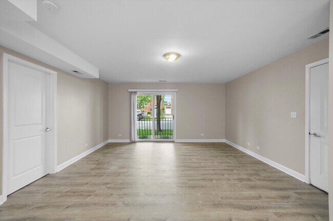 Foto del edificio - 3423 Ridgeland-101