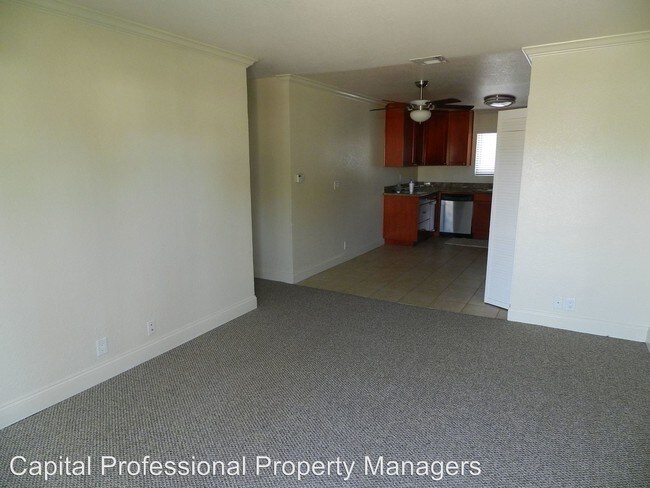 Building Photo - 3 br, 2 bath Apartment - 1440 Oakdale #4