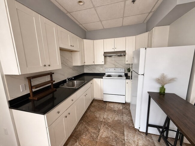 Photo - 72 Kneeland Street Unit 501 Apartment
