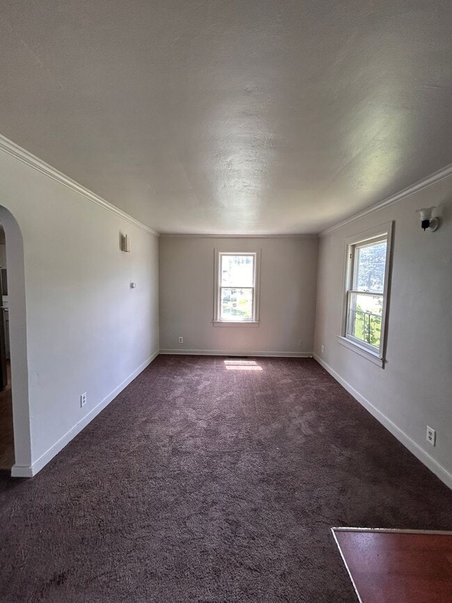 Building Photo - 3917 Avondale Dr