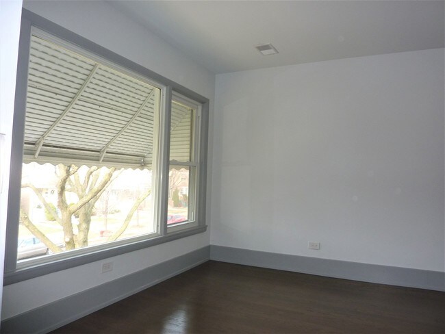 Foto del edificio - 5633 S Kenneth Ave