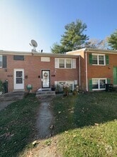 Building Photo - 14386 Berkshire Dr