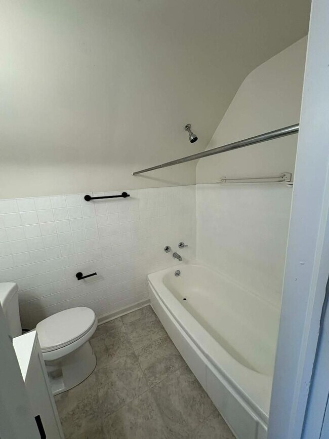 Foto del edificio - 3661 E 151st St