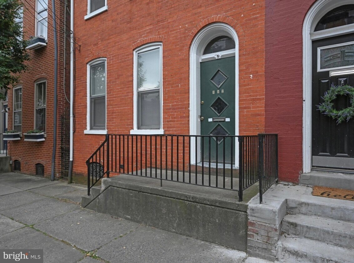 152 E James St, Lancaster, PA 17602 Townhome Rentals in Lancaster PA