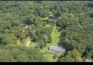 Building Photo - 106 Wyldewood Rd