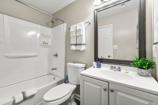 Foto del edificio - 987 Collier Rd NW