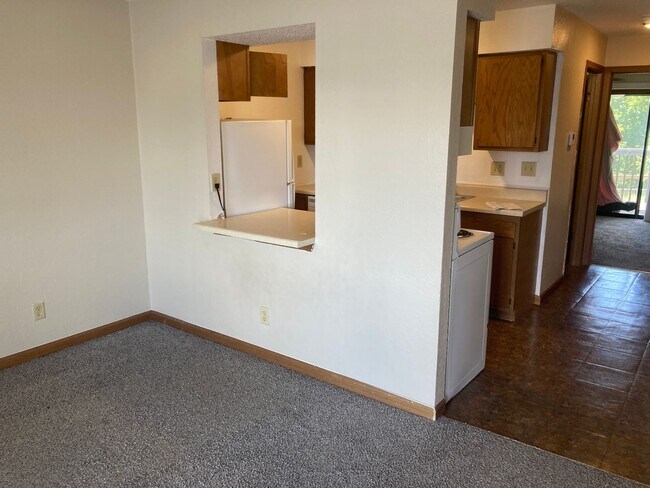 Foto del edificio - 1 Bedroom 1 Bathroom Apartment!