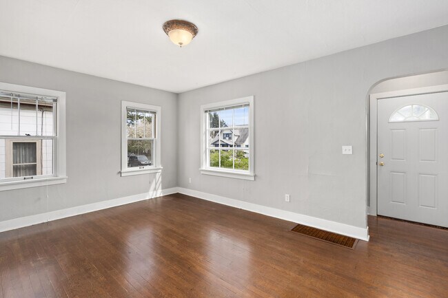 Foto del edificio - 1011 E Nora Ave