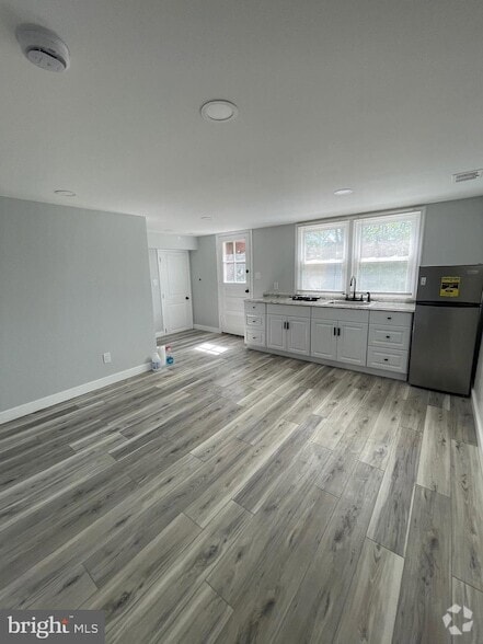 Building Photo - 937 Grovehill Rd