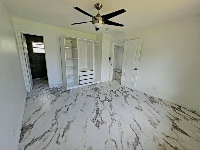 Foto del edificio - 2640 Pierce St