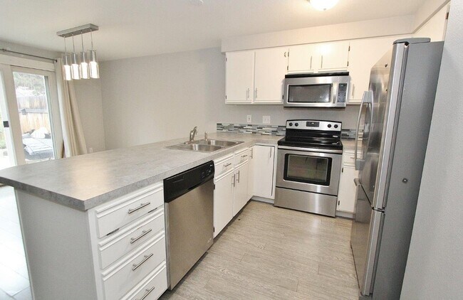 Building Photo - 2589 S Oak Leaf Ln