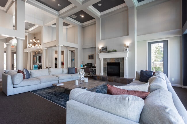 Interior Photo - Pinnacle Mountain View