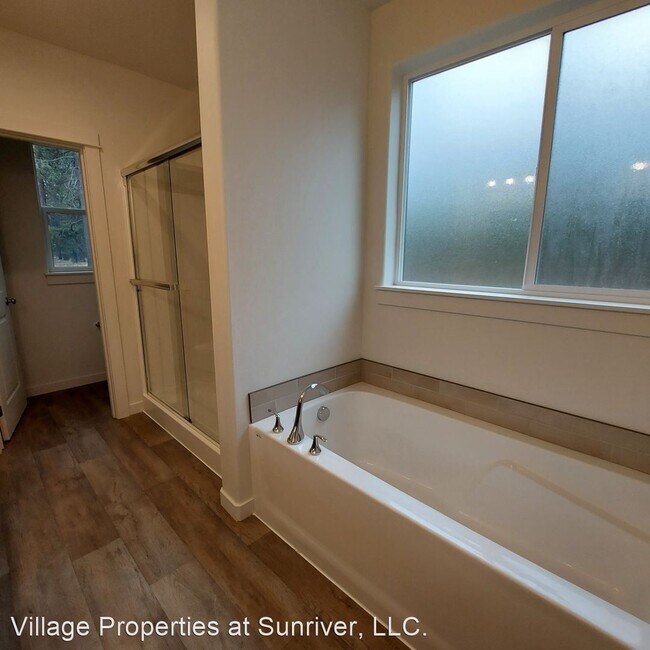 Foto del edificio - 3 br, 2 bath House - 17026 Kasserman Drive...