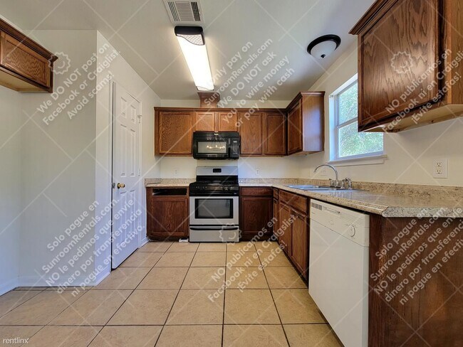 Foto del edificio - 3 br, 2.5 bath House - 7400 Muffin Dr