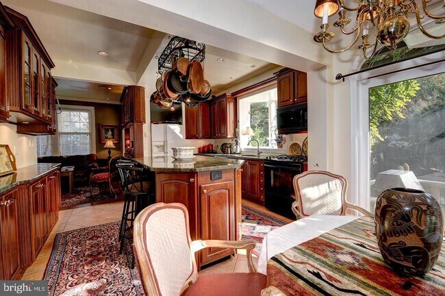 Foto del edificio - 4007 18th St NW