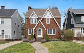 Building Photo - 3569 Silsby Rd