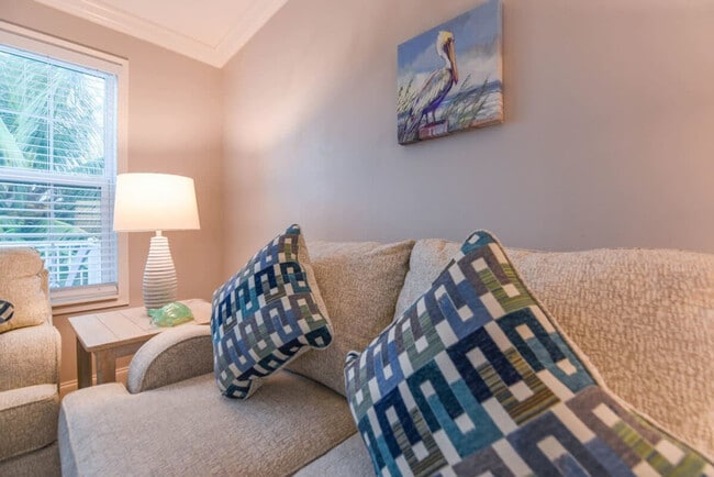 Building Photo - 886 Loggerhead Ln