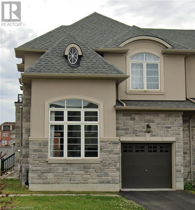 Building Photo - 67 Heming Trl