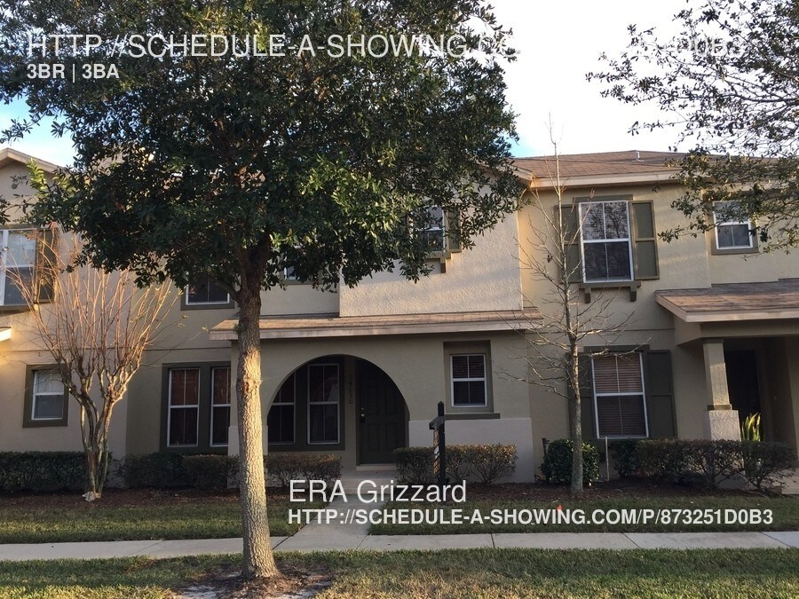 Townhome in Avalon Park Townhouse for Rent in Orlando, FL