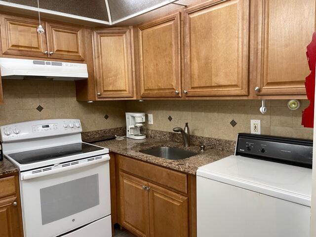 Building Photo - 155 Valencia Dr