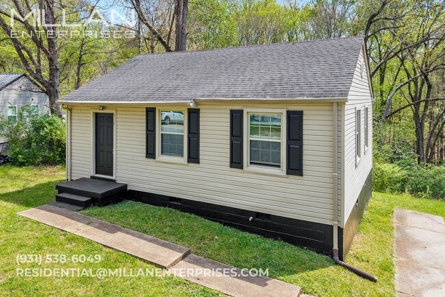 Foto del edificio - Charming 2BR Cottage Near Downtown Clarksville