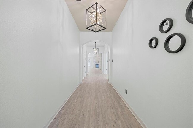 Building Photo - 4204 Pasada Ln