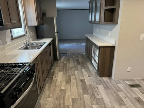 Foto del edificio - 2429 E Birch Dr