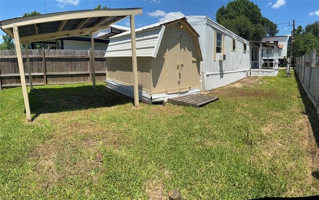 Building Photo - 8979 Gladewood