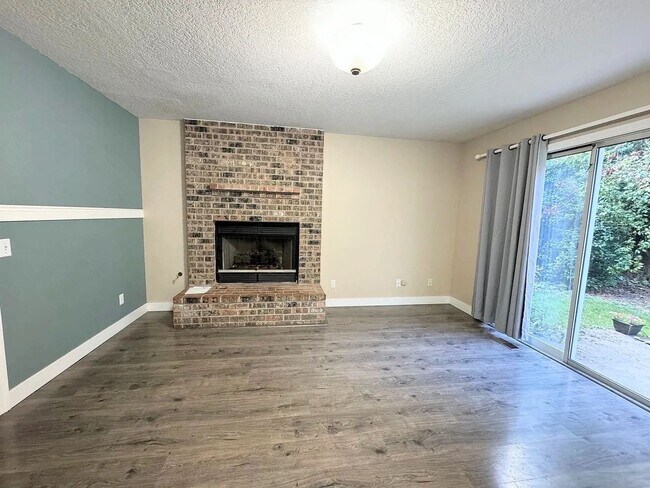 Building Photo - 5983 SW Harmony Pl