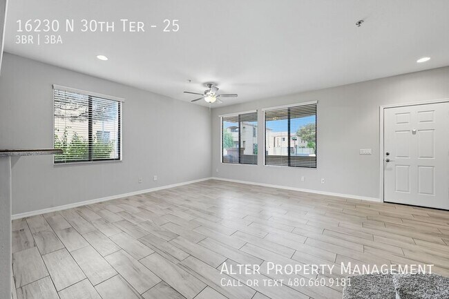 Foto del edificio - 16230 N 30th Terrace