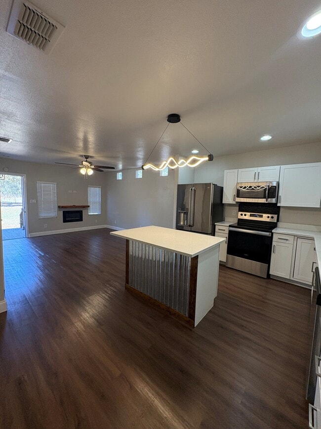 Building Photo - 12803 Buggville Ln