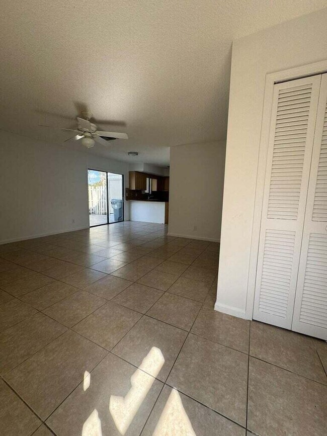 Building Photo - 11866 Sturbridge Ln