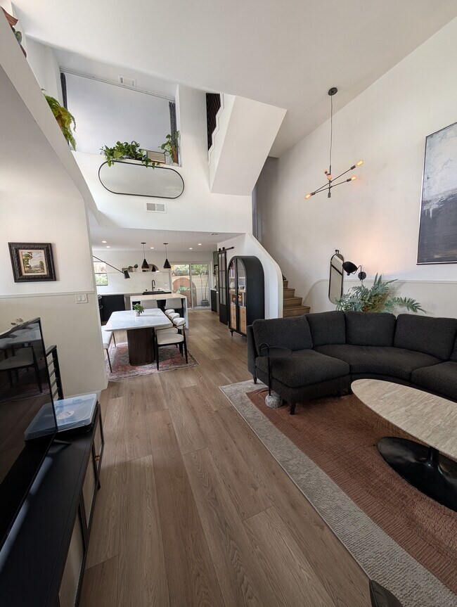 Foto del edificio - 1705 S Westgate Ave
