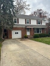 Building Photo - 1264 Brainard Rd